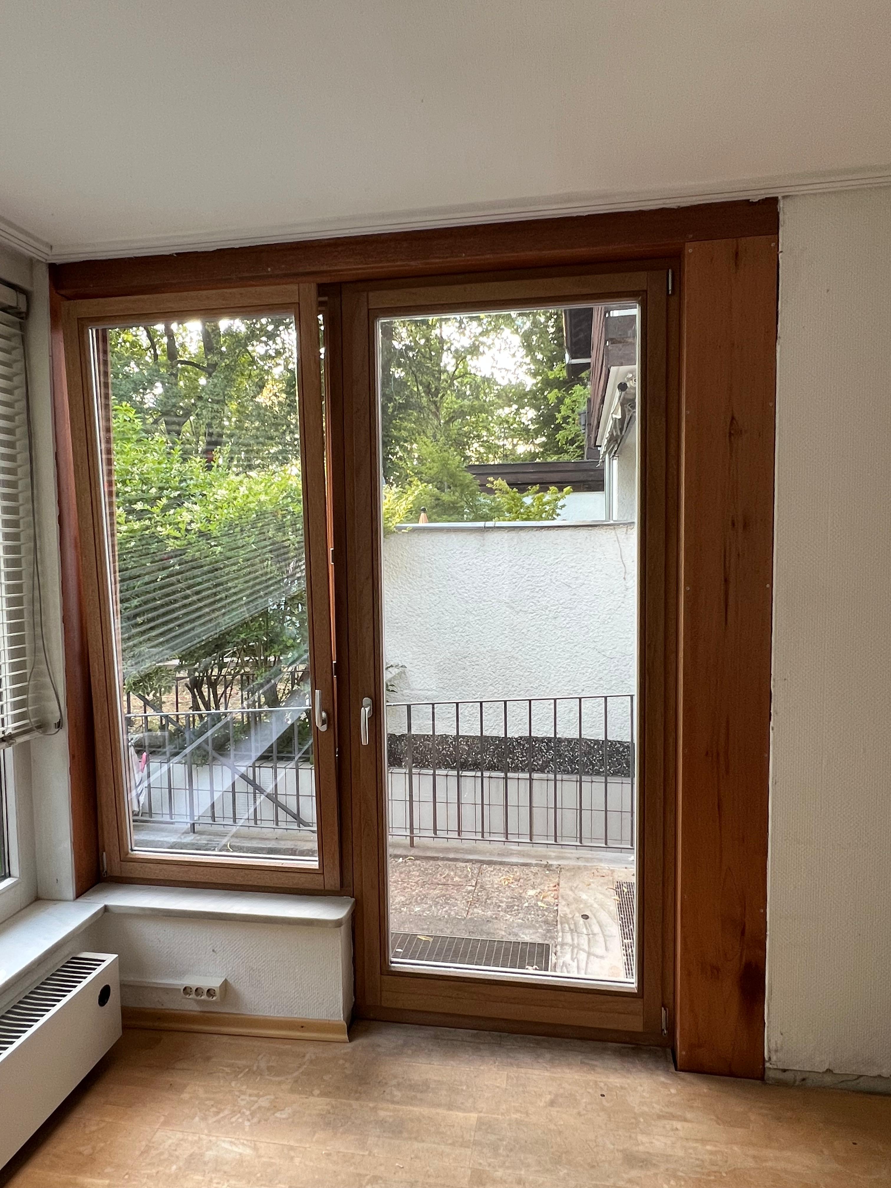 Holzfenster in historischem Berliner Altbau